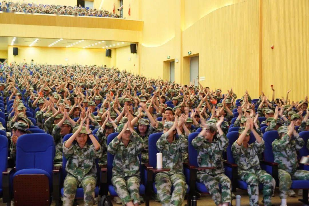如何评价罗志祥的舞蹈？游戏画面